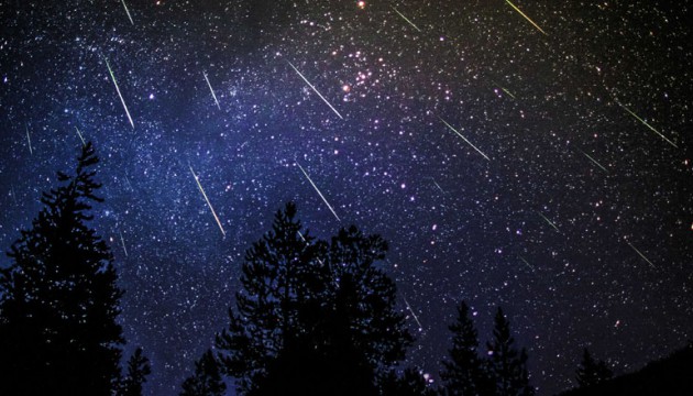 Comprendre les Perséides d'août et les étoiles filantes - L'Esprit Sorcier